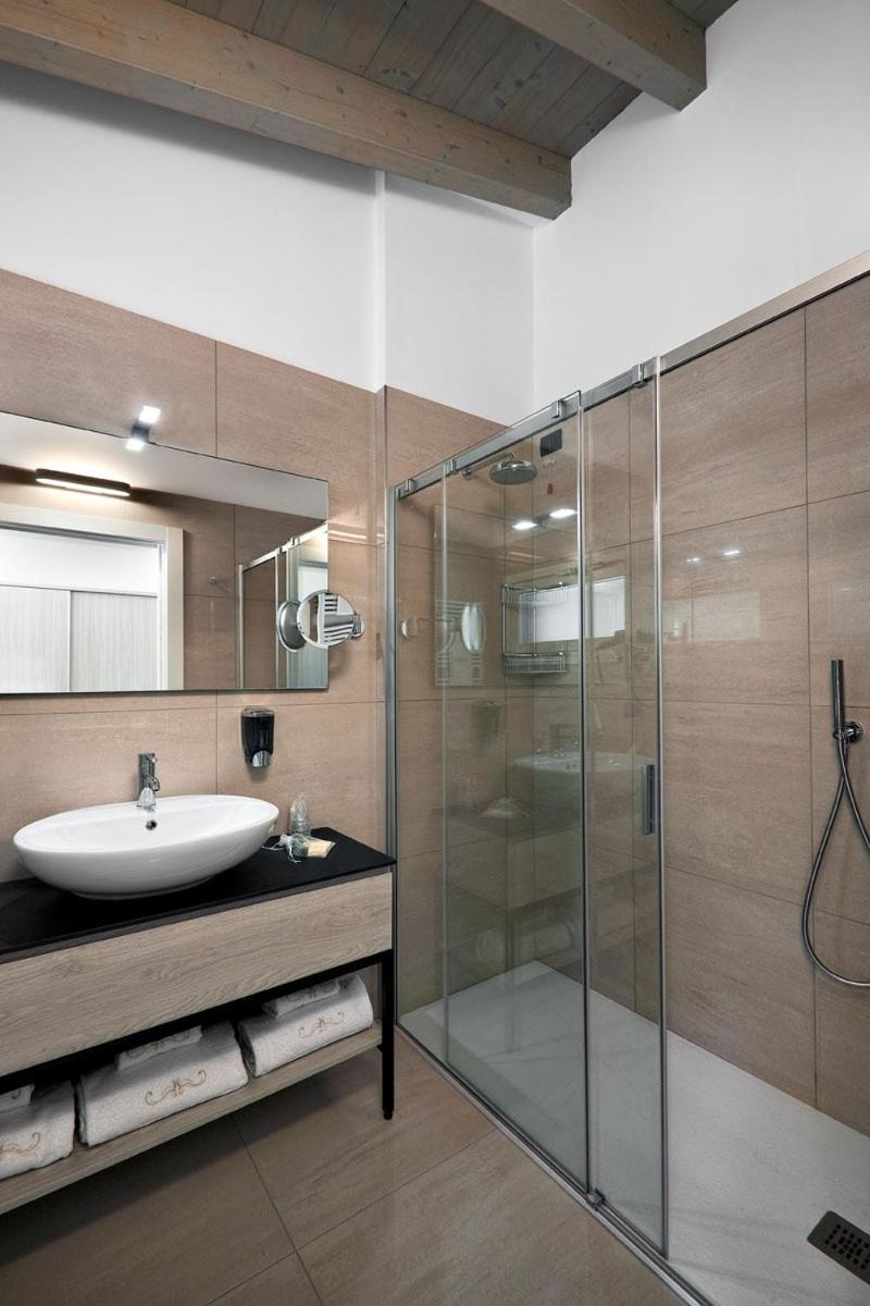 Residence Caffe Maya Maslianico Dış mekan fotoğraf