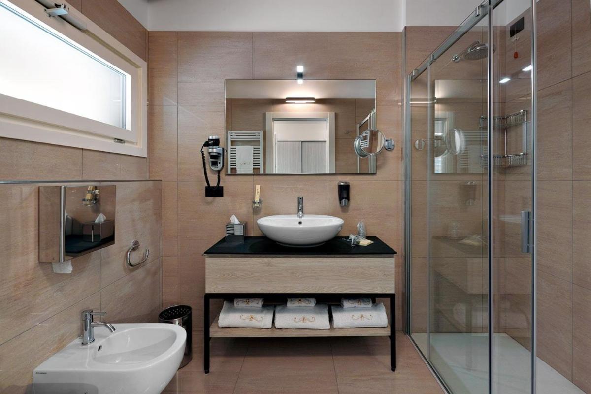 Residence Caffe Maya Maslianico Dış mekan fotoğraf