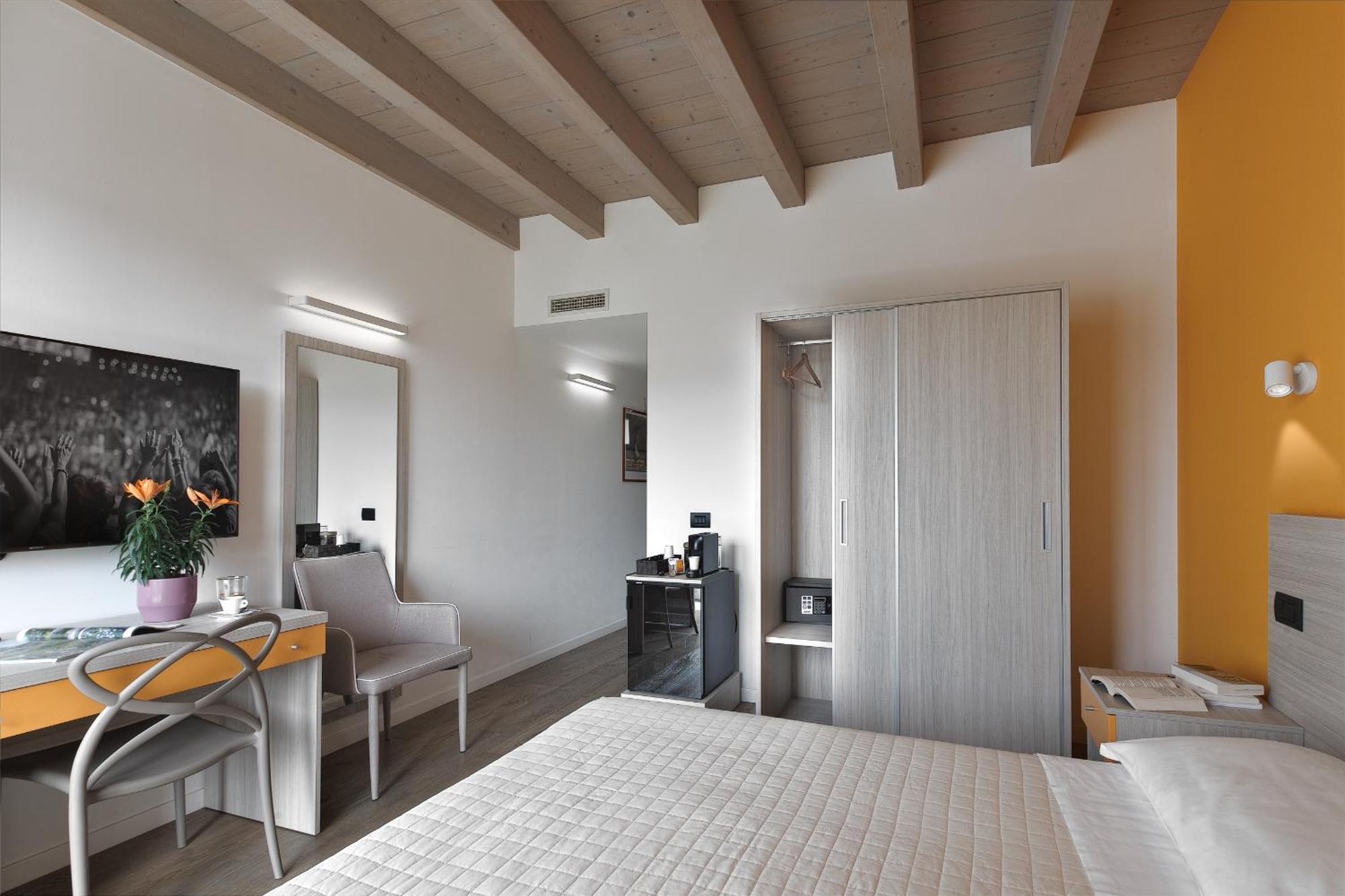 Residence Caffe Maya Maslianico Dış mekan fotoğraf